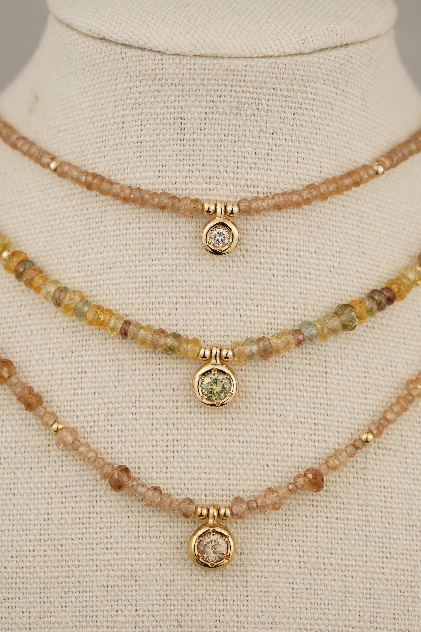 Solid gold champagne zircon beaded necklace with diamond pendant