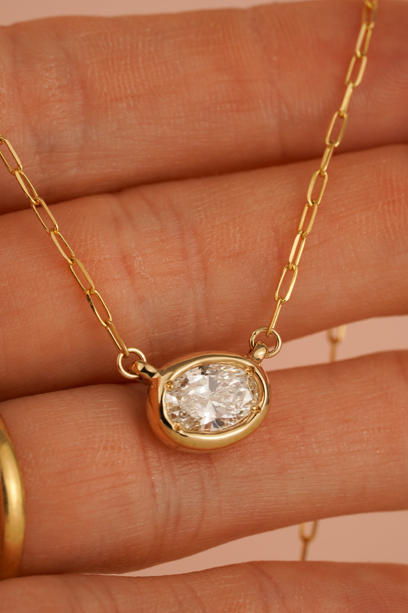 Solid gold east-west diamond choker