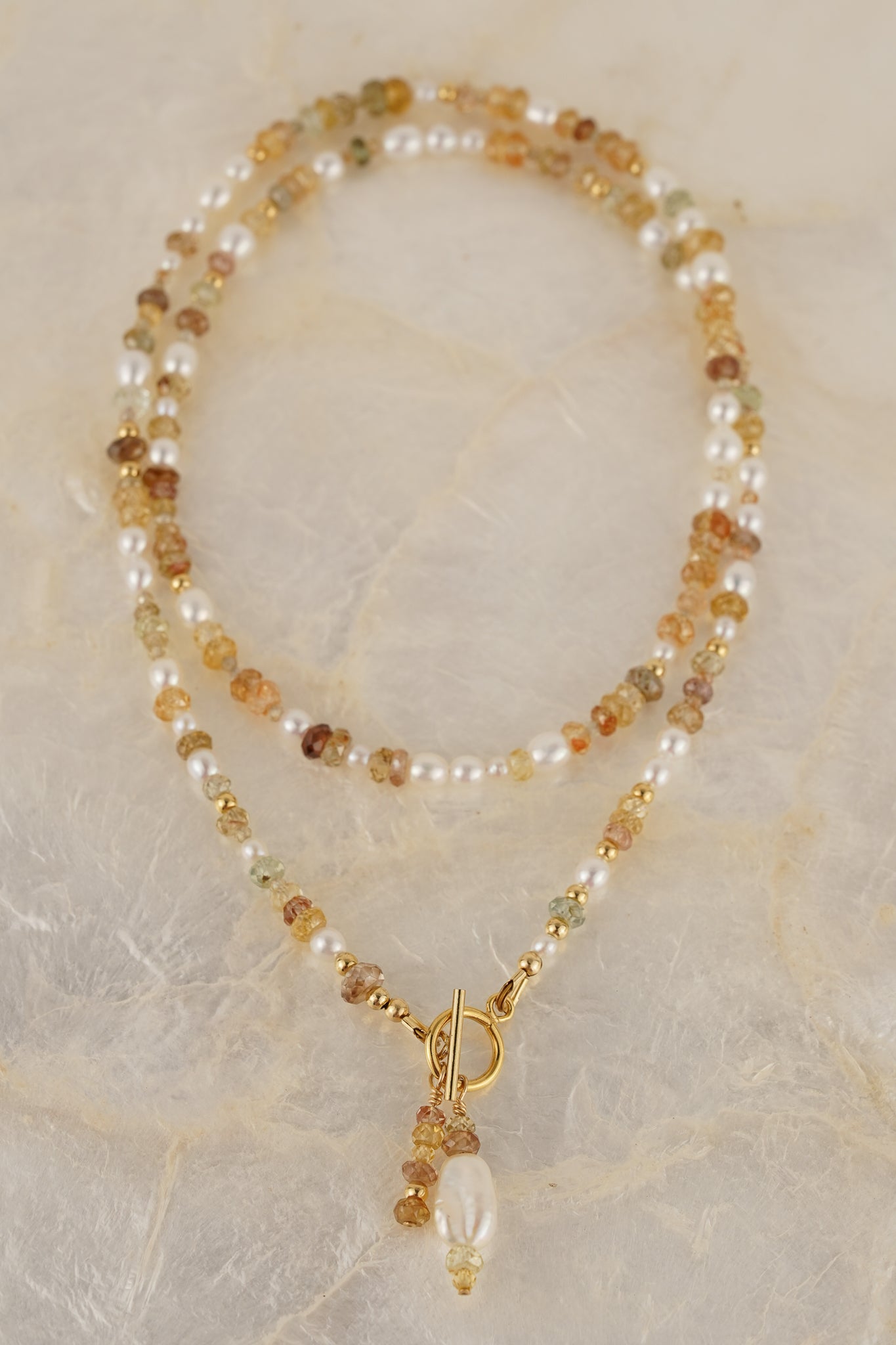 Pearl & mixed zircon with toggle clasp and pendants - gold