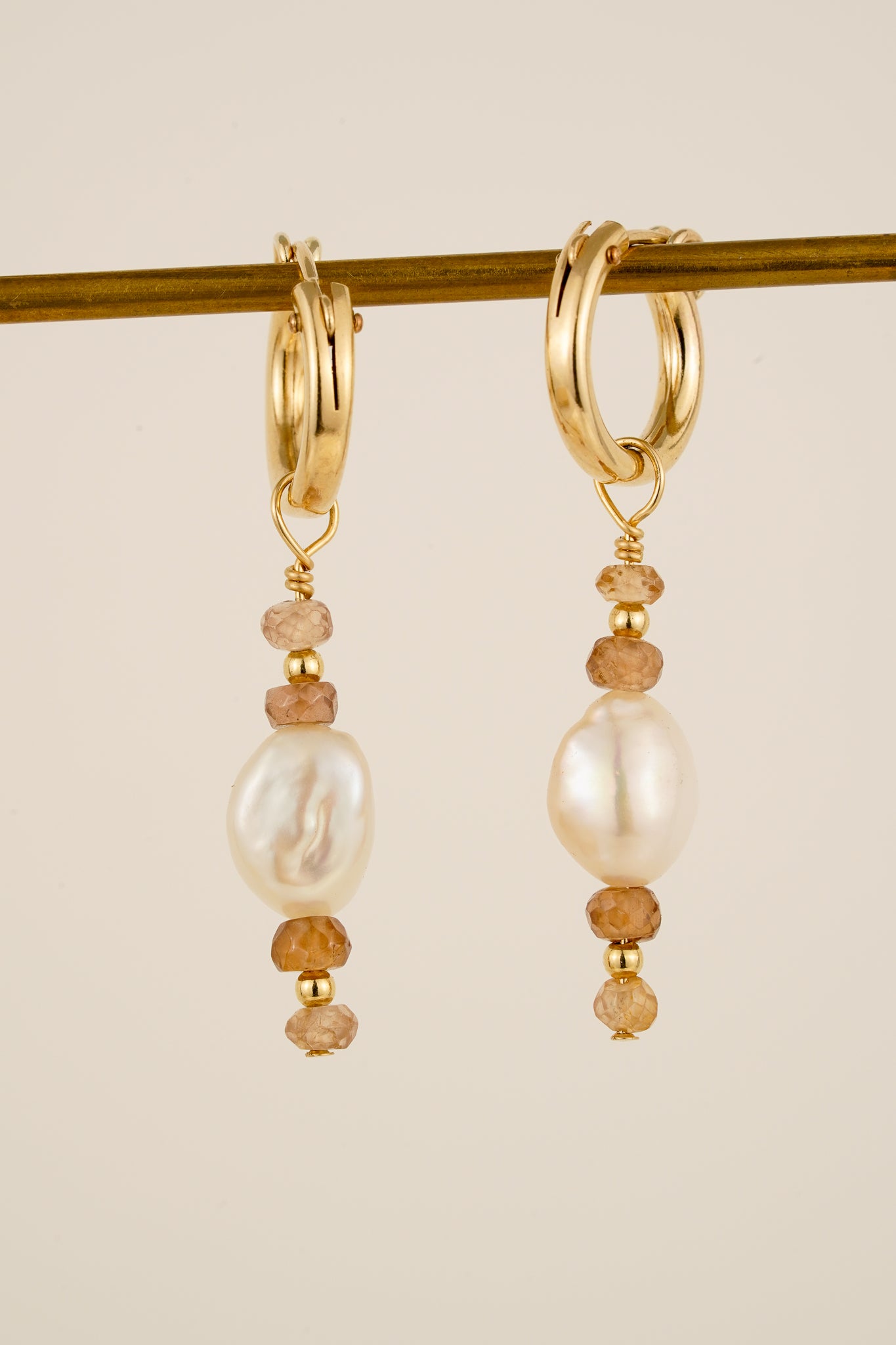 Champagne zircon & pearl earrings - gold-filled