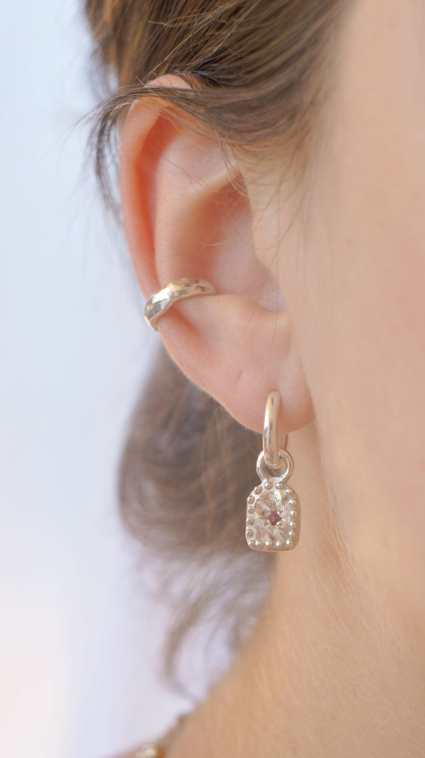 Rhodolite garnet arch earring charms (pair) - silver