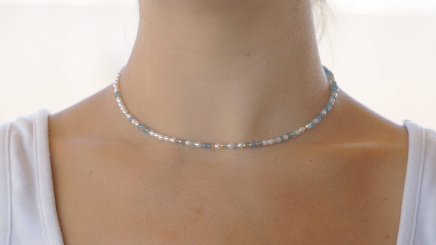 Aquamarine & pearl beaded necklace - gold