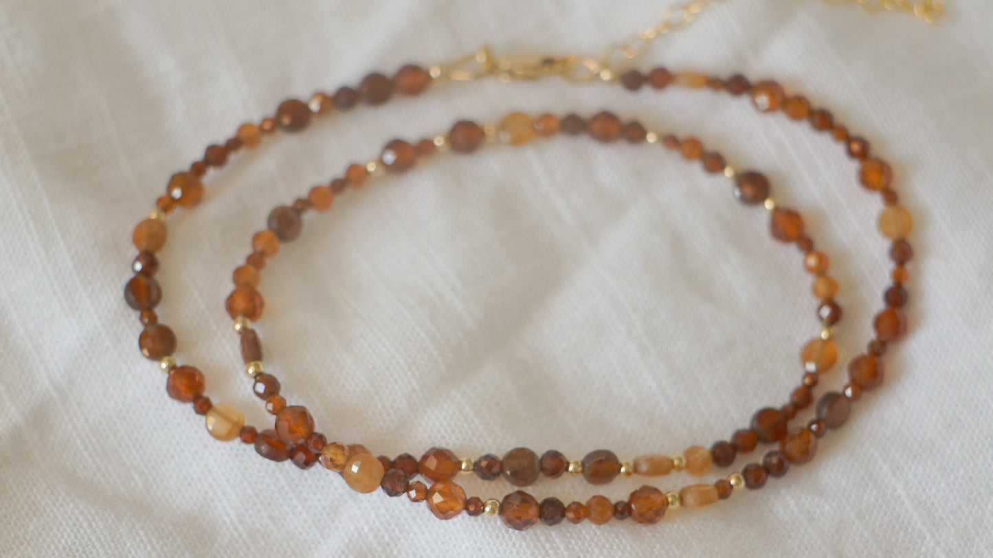 Mixed garnet beaded necklace - gold