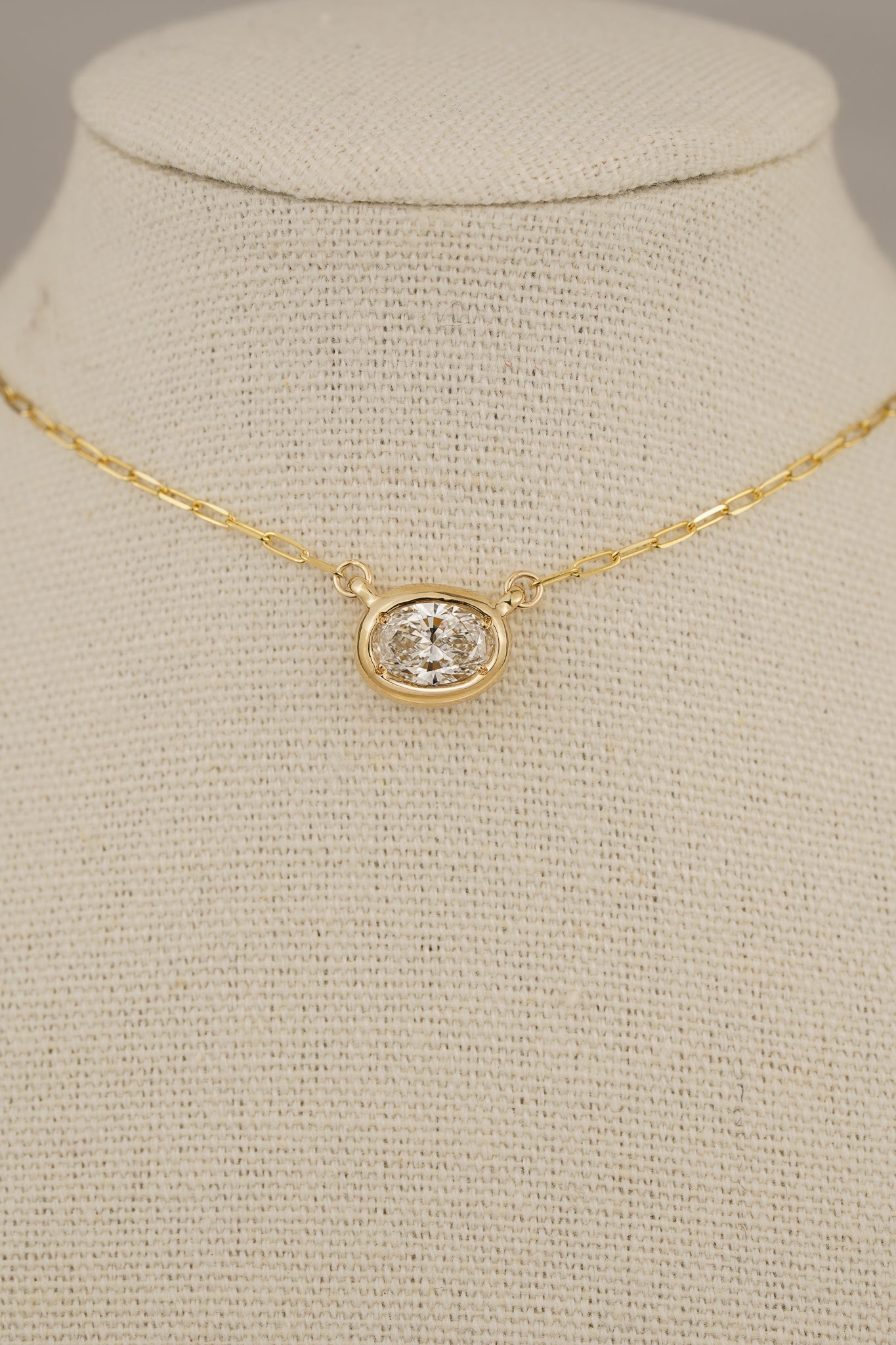 Solid gold east-west diamond choker