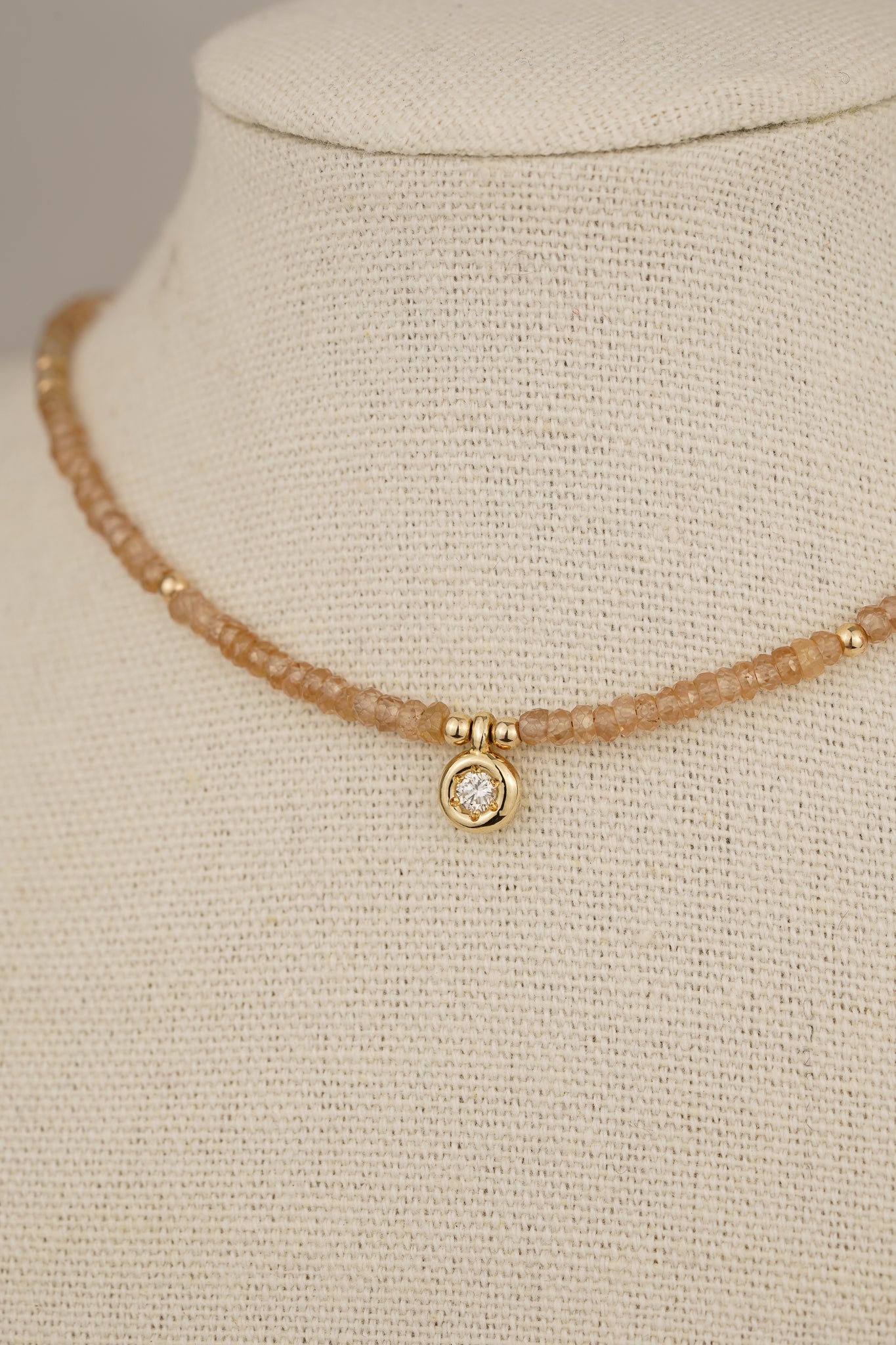 Solid gold champagne zircon beaded necklace with diamond pendant