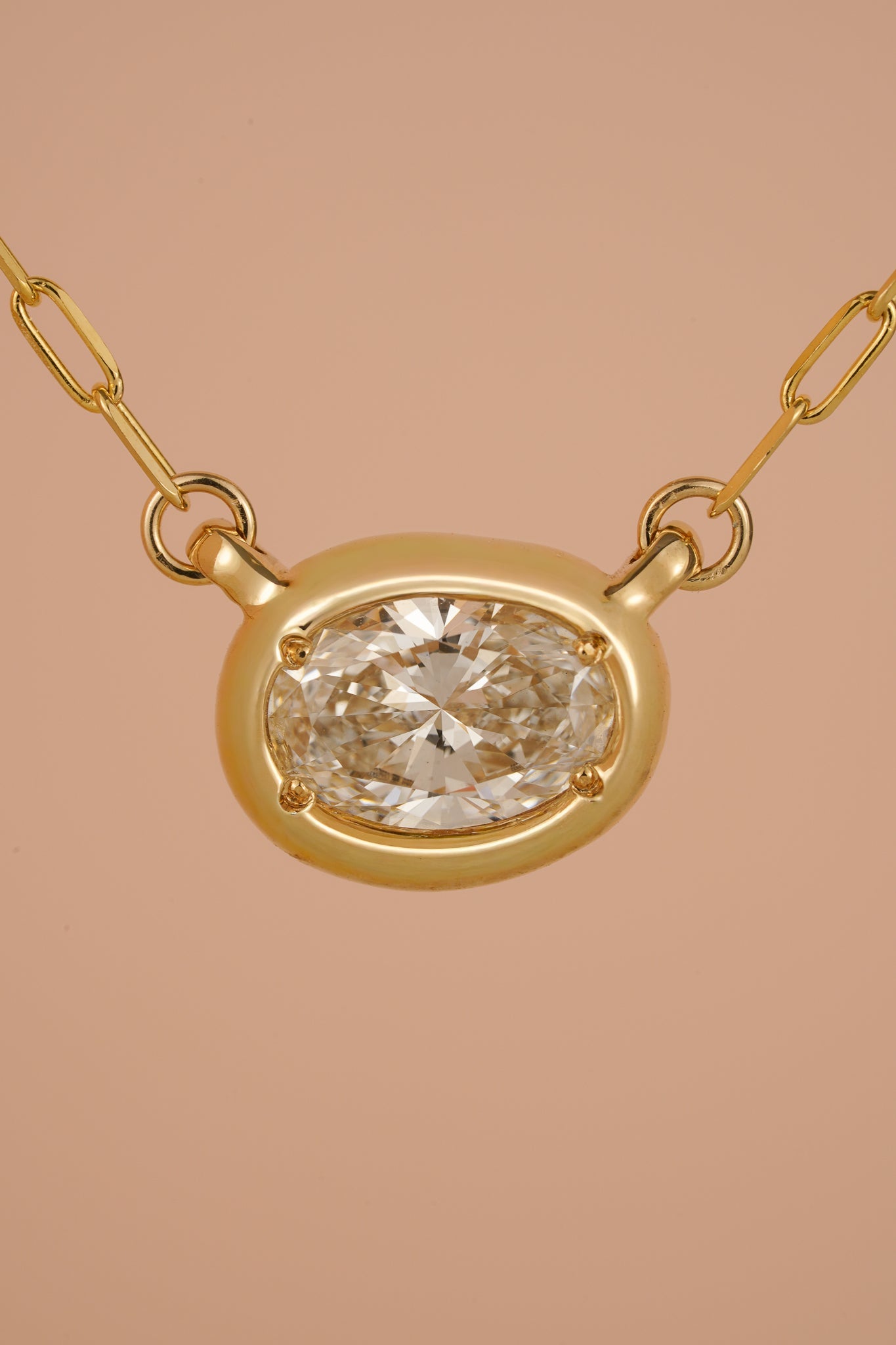 Solid gold east-west diamond choker