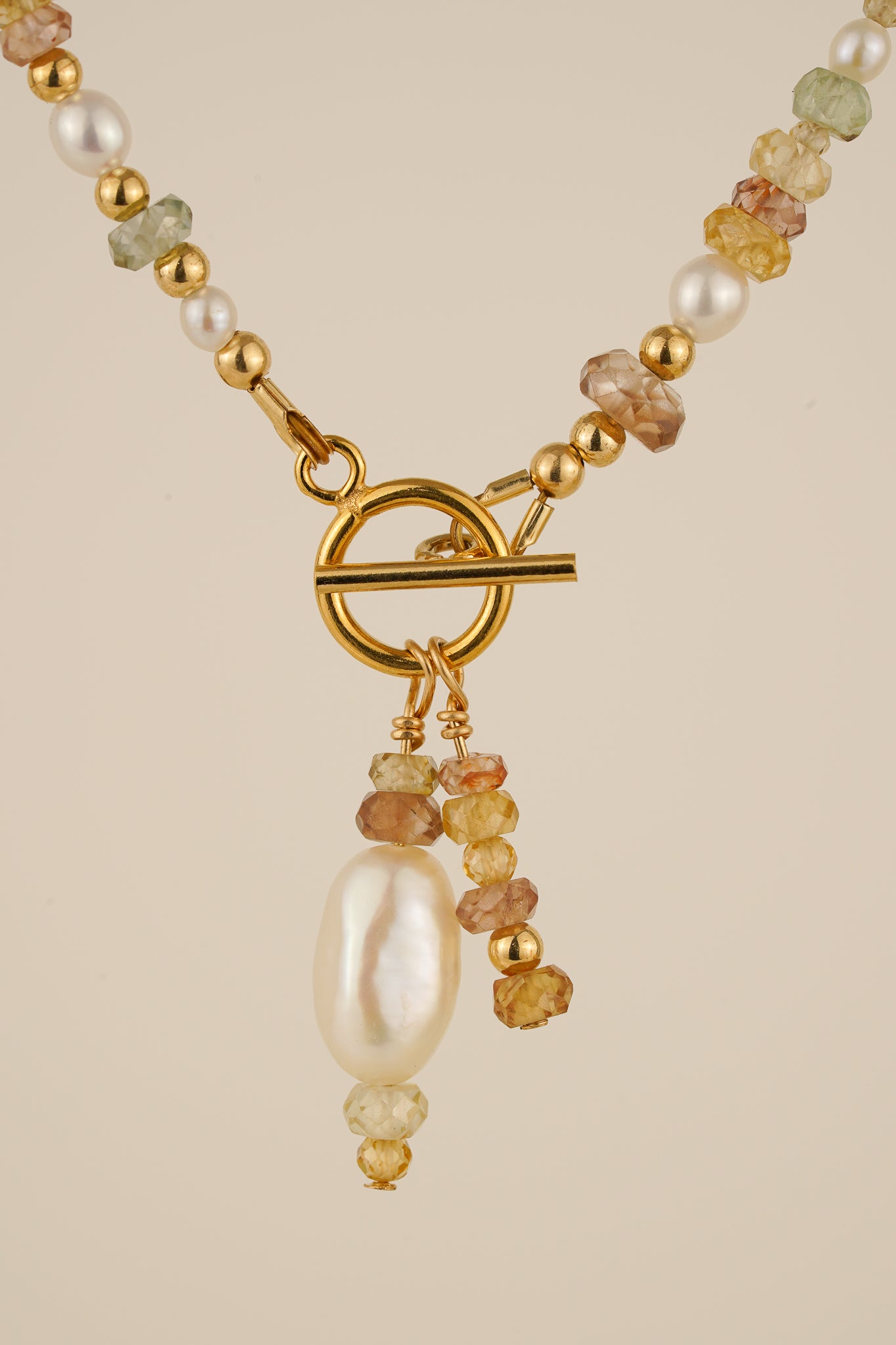 Pearl & mixed zircon with toggle clasp and pendants - gold