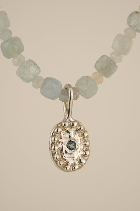Aquamarine beaded necklace with pendant - silver