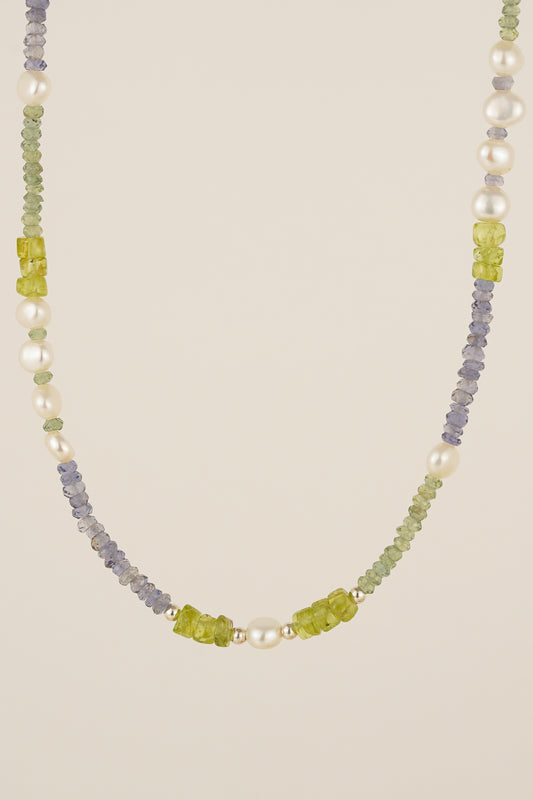 Peridot, iolite, apatite & pearl beaded necklace