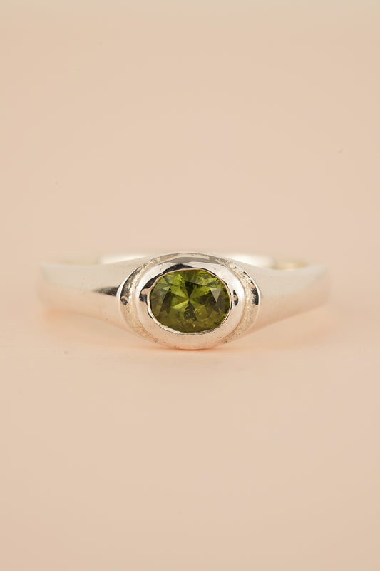 Green Australian sapphire ring
