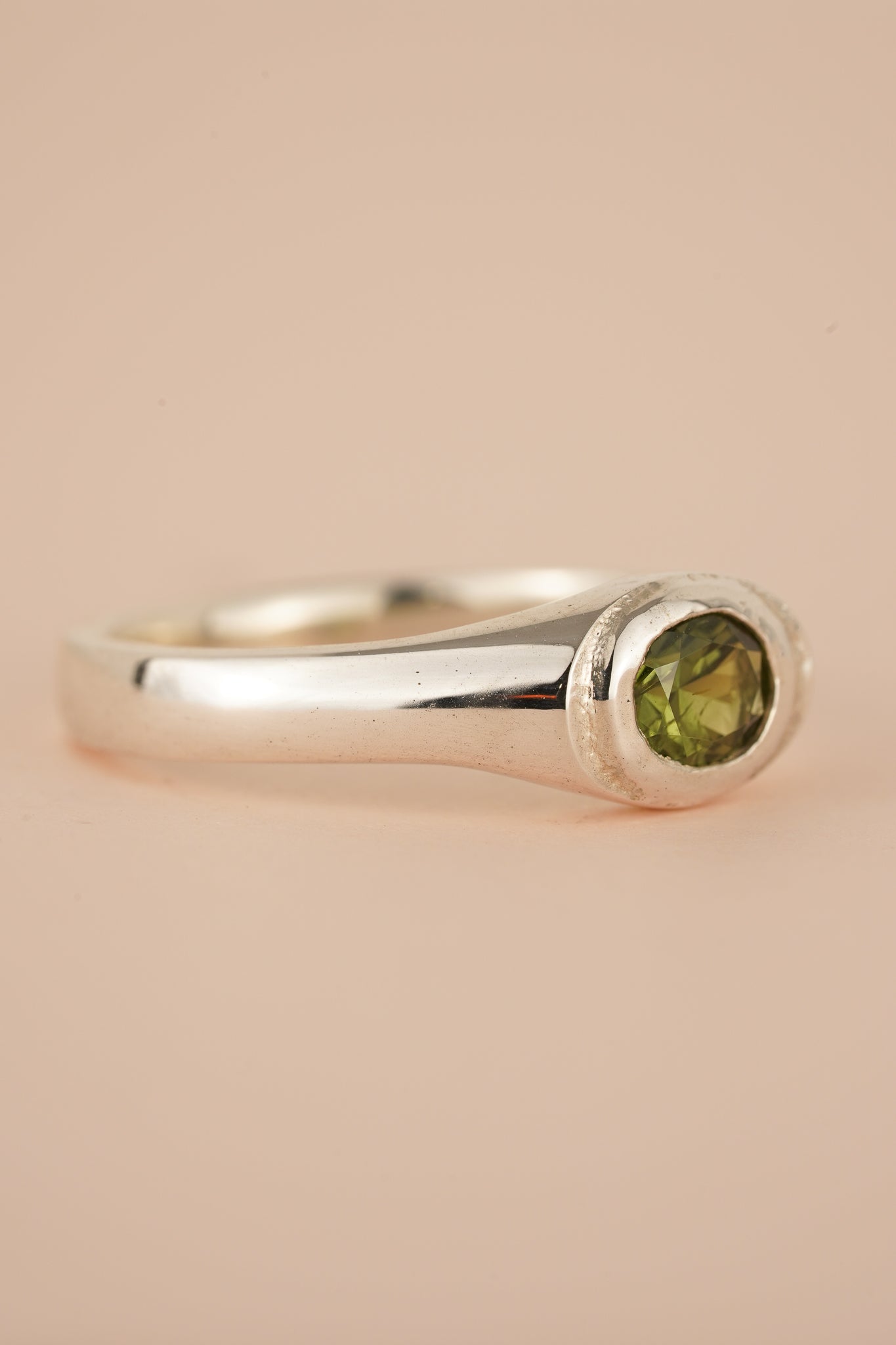Green Australian sapphire ring