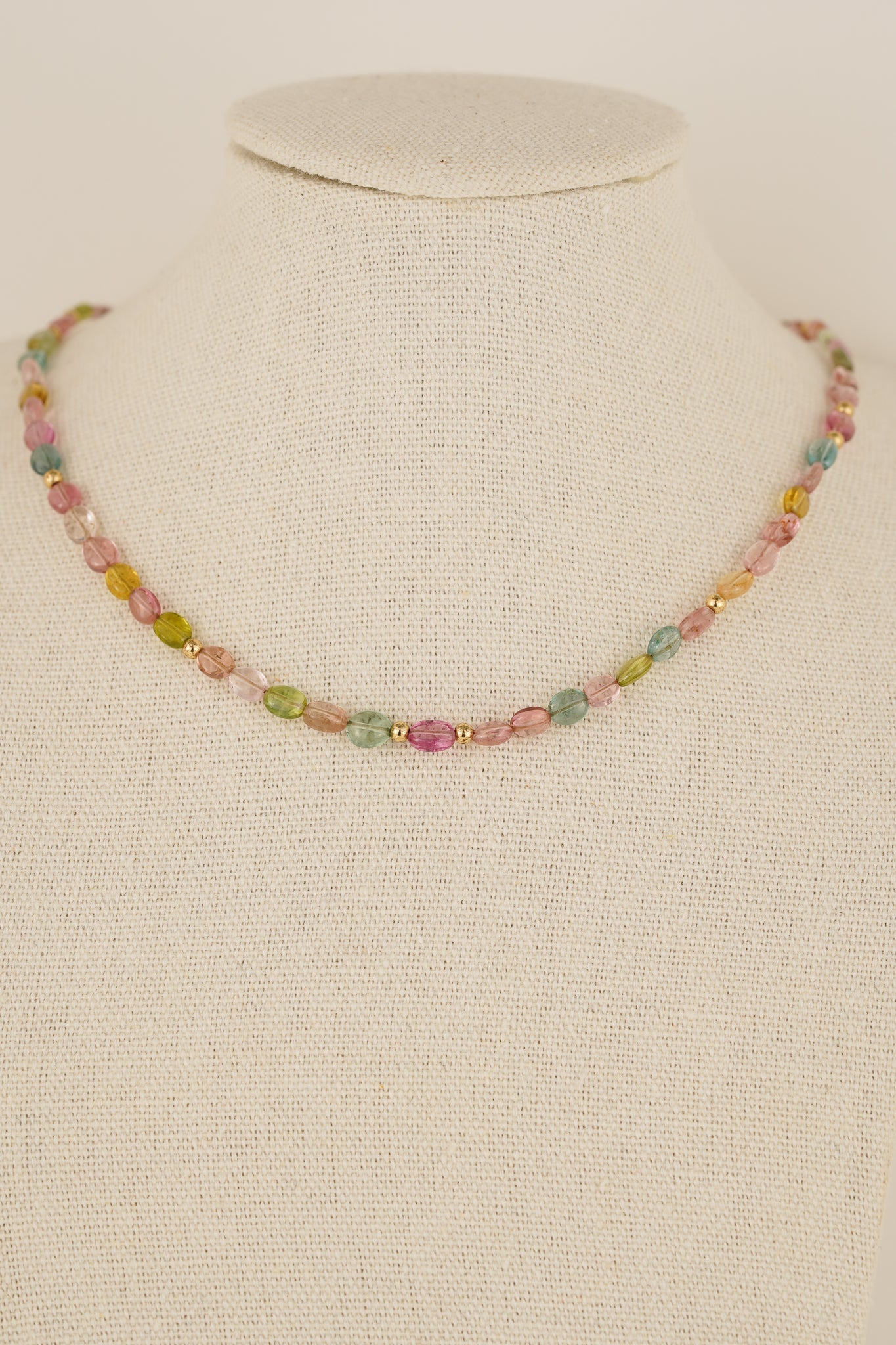 Tourmaline ovals beaded necklace