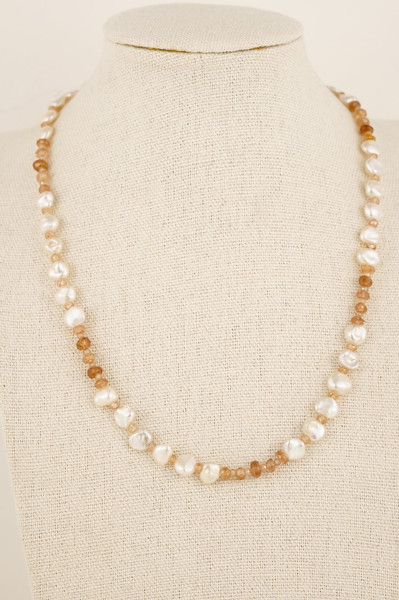 Medium pearl & champagne zircon beaded necklace - gold