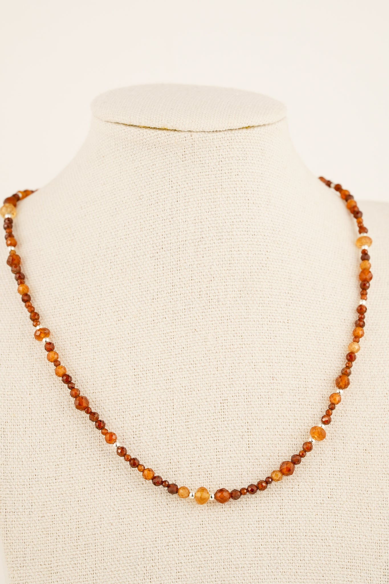 Mixed garnet beaded necklace - Silver