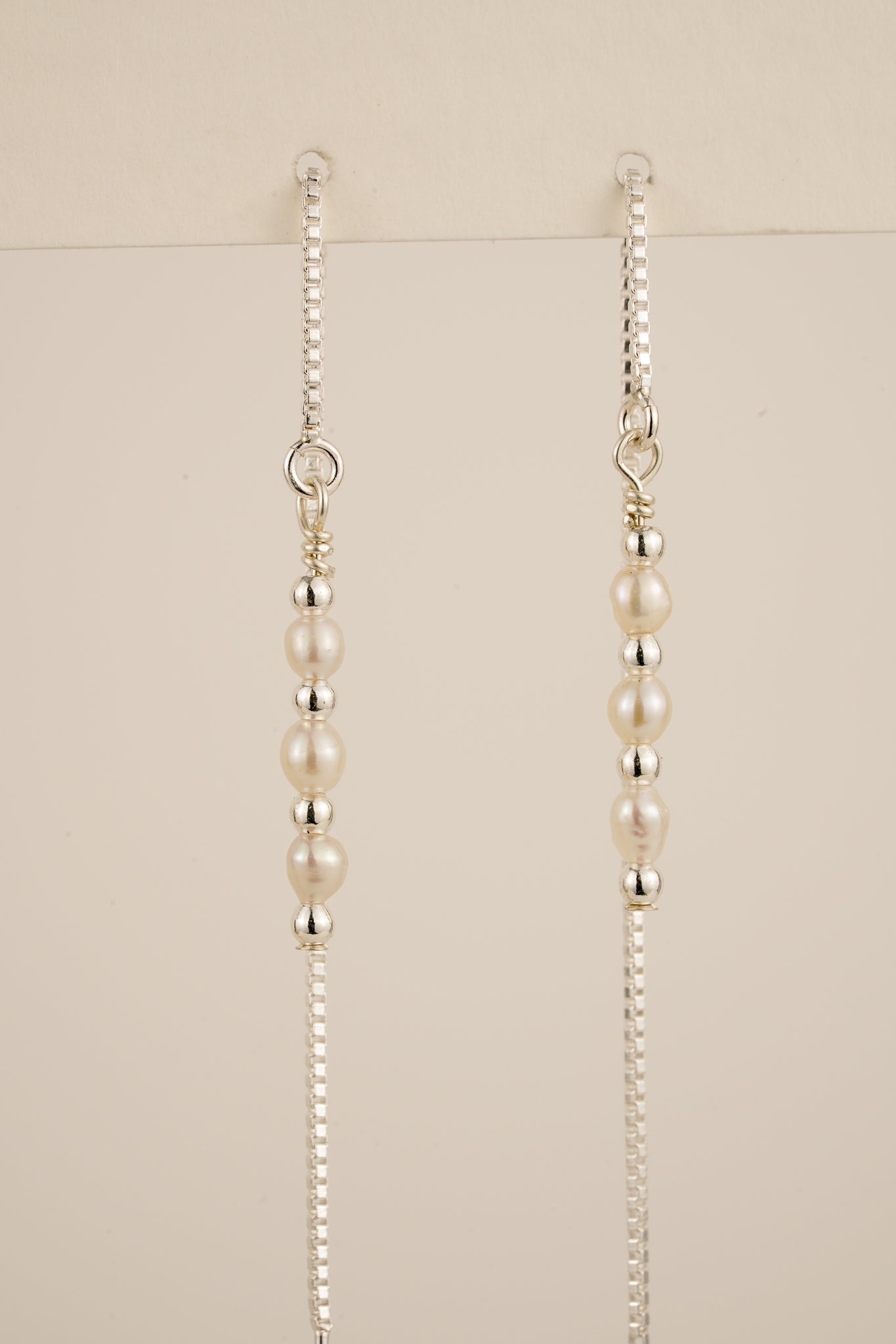 Pearl threader earrings - silver