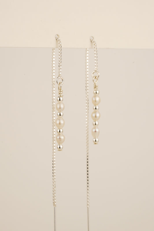 Pearl threader earrings - silver