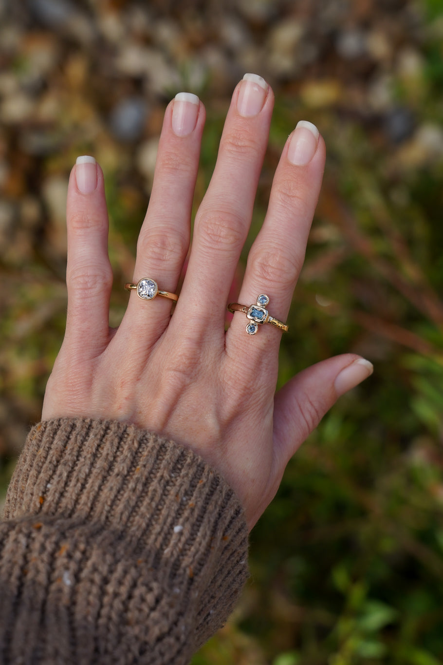 Solid gold blue sapphire trilogy ring