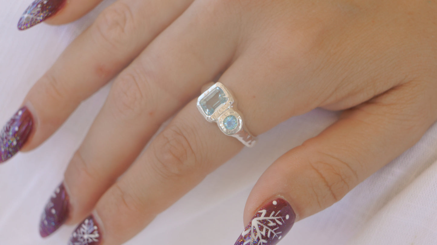 Blue topaz two stone ring - silver