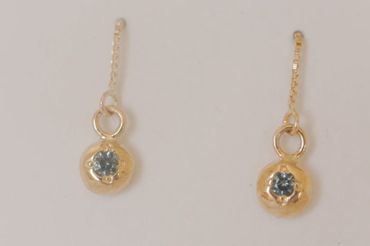 Solid gold & Australian sapphire threader earrings (pair)