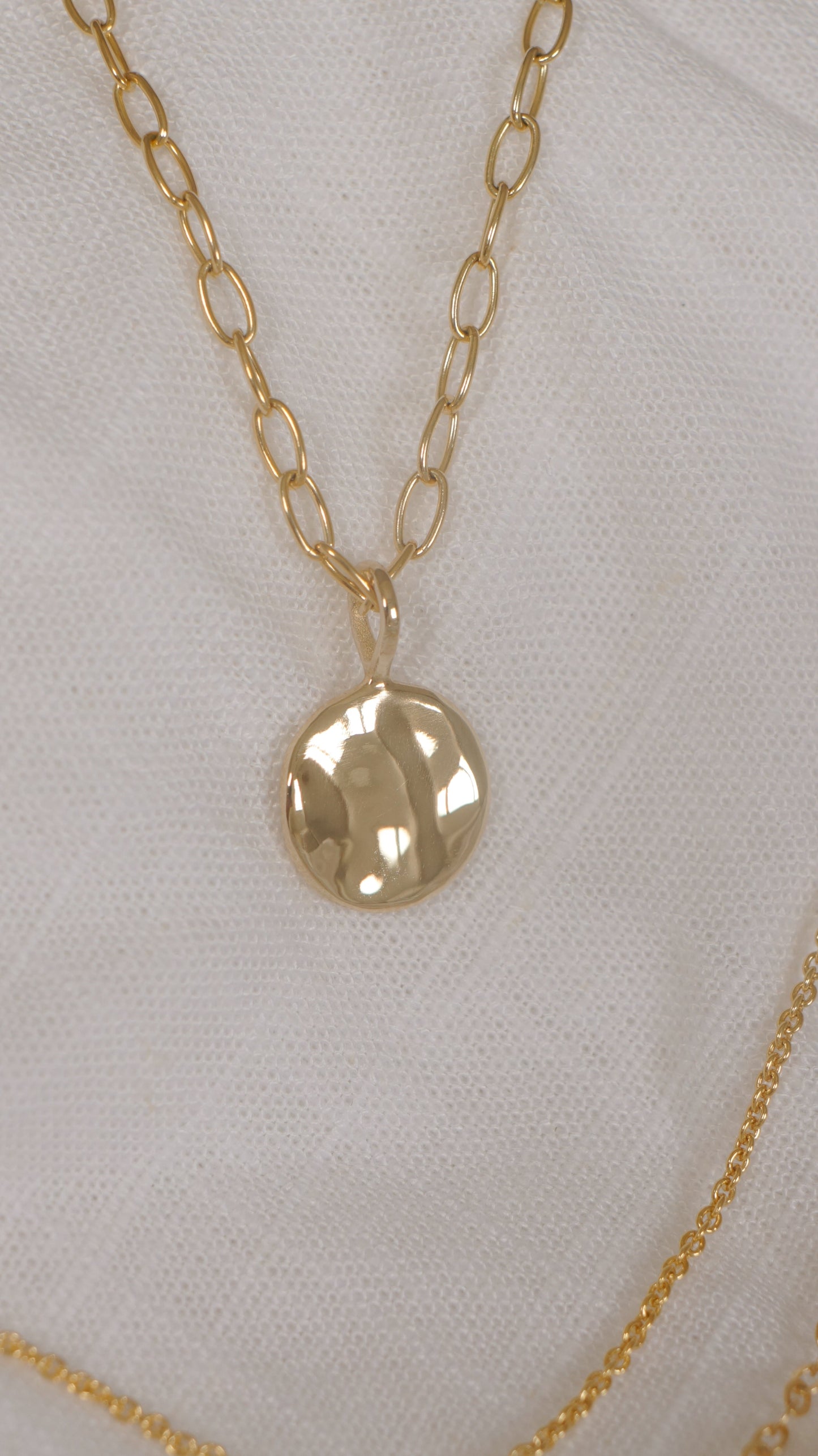 Solid gold round wave pendant - Made To Order