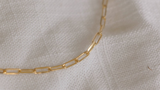Solid gold chain - 2.1mm hammered paperclip - 45cm