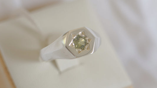 Hexagon signet with Australian sapphire - silver