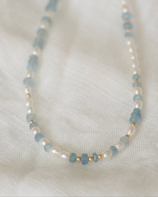 Aquamarine & pearl beaded necklace - gold